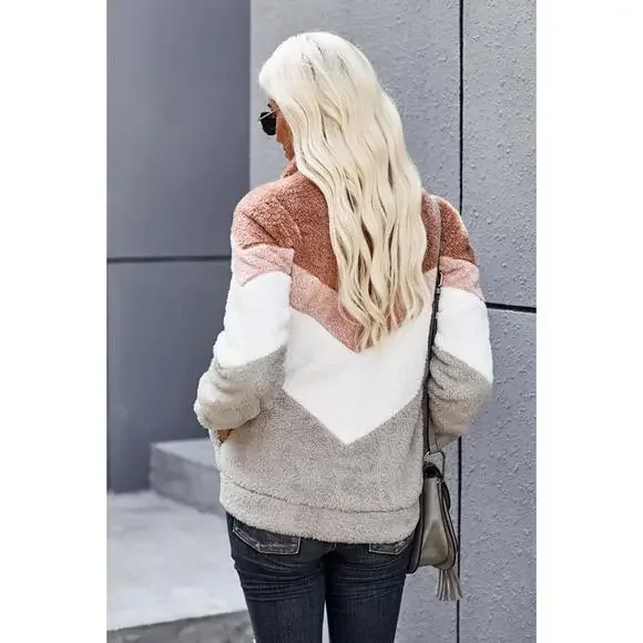 Colorblock Teddy Jacket - Picture 11 of 15